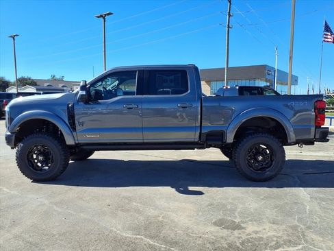 New 2026 Ford F250 XLT w/ XLT Premium Package AWD/4WD image 5