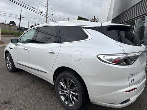 Used 2022 Buick Enclave Avenir w/ Avenir Technology Package AWD/4WD image 8