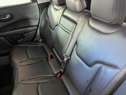 Certified 2018 Jeep Compass Limited w/ Navigation Group image 17