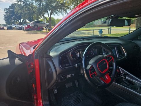 Used 2018 Dodge Challenger SXT w/ Super Sport Group (SS/T) RWD image 6
