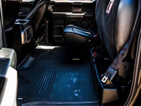 Used 2018 Ford F150 Platinum w/ Technology Package AWD/4WD image 35
