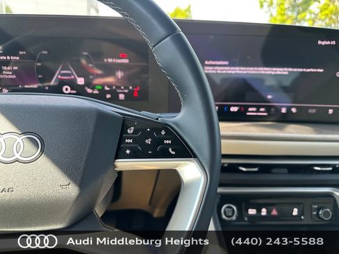 Certified 2025 Audi Q5 Premium w/ Premium Plus AWD/4WD image 41