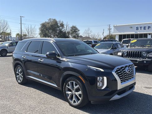 Used 2020 Hyundai Palisade SEL w/ Convenience Package image 2