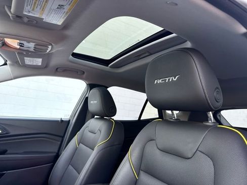 Certified 2024 Chevrolet Trax ACTIV w/ Sunroof Package image 7