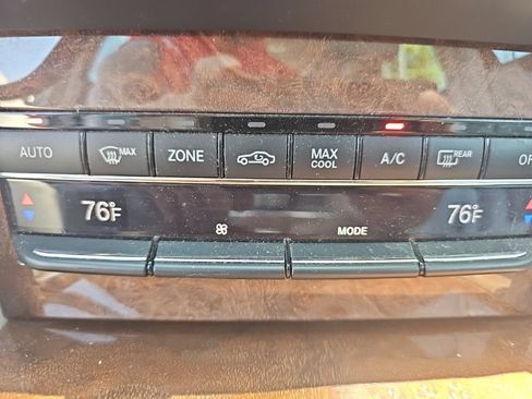 Used 2012 Mercedes-Benz E 350 BlueTEC Sedan image 12