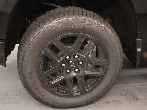 New 2026 Chevrolet Silverado 1500 Custom Trail Boss w/ Turbomax Blackout Package image 7