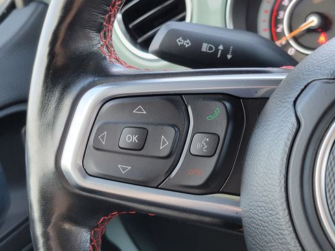 Used 2023 Jeep Wrangler Unlimited Rubicon w/ LED Lighting Group AWD/4WD image 11