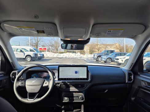 Certified 2025 Ford Bronco Sport Outer Banks w/ Outer Banks Tech Package+ image 12