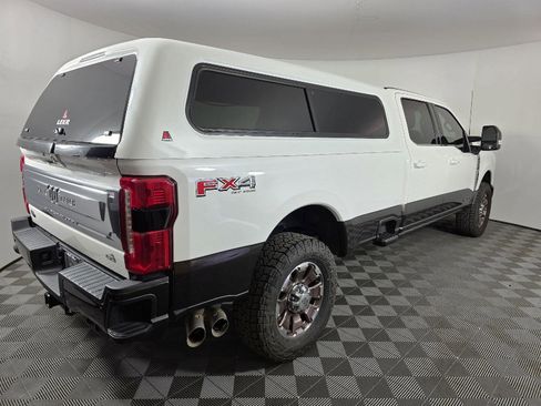 Used 2024 Ford F350 King Ranch w/ FX4 Off-Road Package image 9
