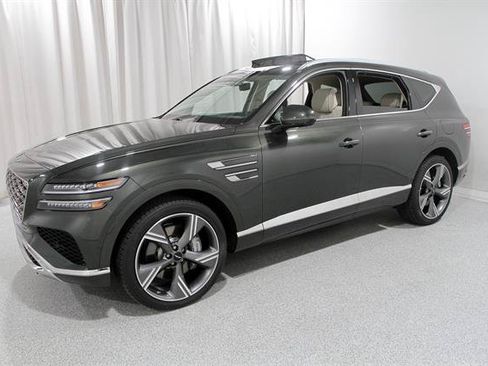 Certified 2025 Genesis GV80 3.5T Prestige AWD/4WD image 3