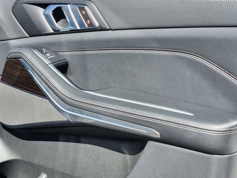 Used 2024 BMW X5 xDrive40i image 21