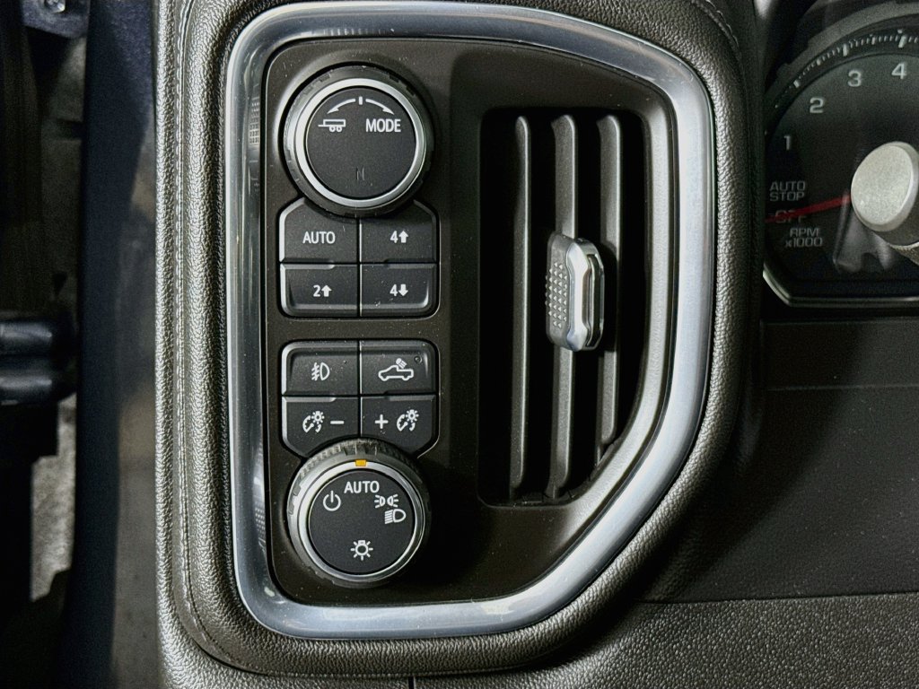 Used 2021 Chevrolet Silverado 1500 RST w/ All Star Edition Plus AWD/4WD image 10