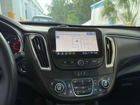 Used 2024 Chevrolet Malibu LT image 18