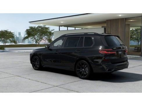 New 2026 BMW X7 xDrive40i w/ Executive Package image 2