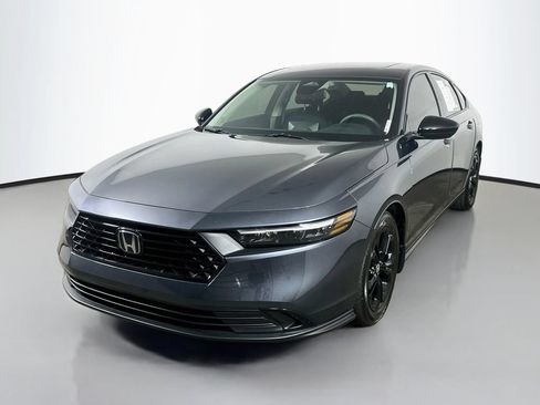 Used 2025 Honda Accord SE image 3