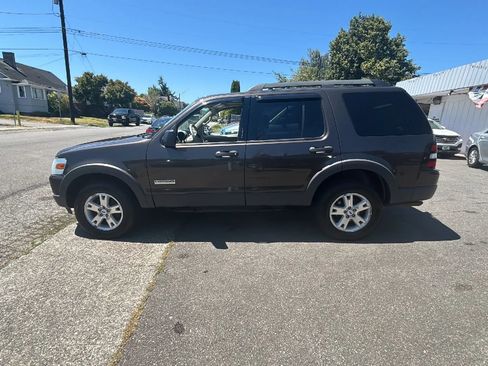 Used 2006 Ford Explorer XLT AWD/4WD image 8