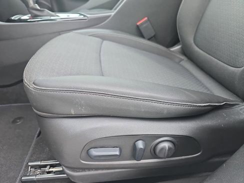 Certified 2024 Buick Encore GX Preferred w/ Comfort Package image 30