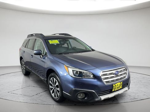 Used 2017 Subaru Outback 2.5i Limited AWD/4WD image 3