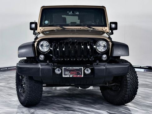 Used 2015 Jeep Wrangler Sport AWD/4WD image 7