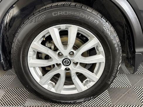 Used 2021 Nissan Rogue Sport SV FWD image 36