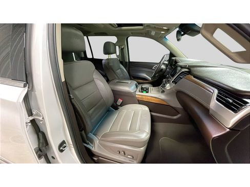 Used 2019 GMC Yukon XL Denali w/ Denali Ultimate Package image 19