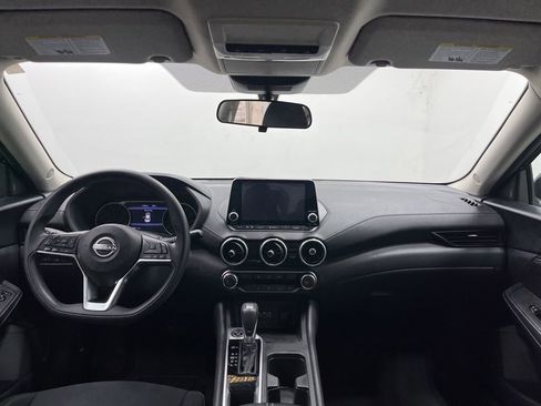 Used 2024 Nissan Sentra SV image 8