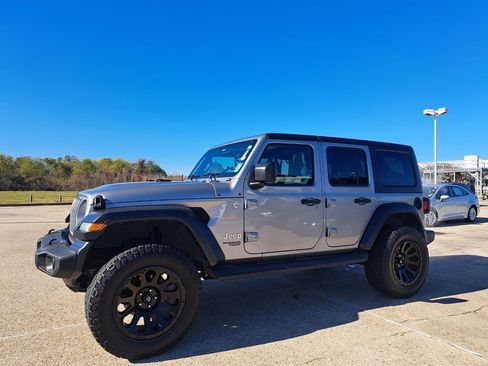 Used 2020 Jeep Wrangler Unlimited Sport S image 8