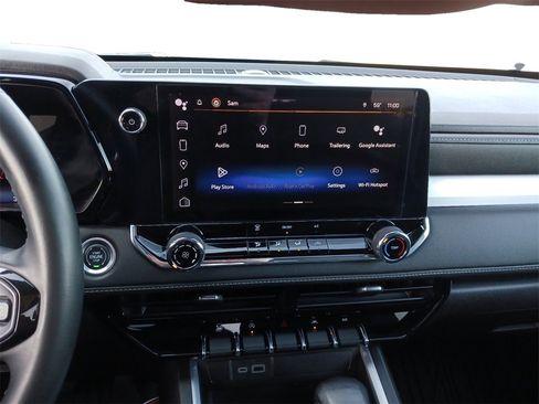 Used 2023 Chevrolet Colorado LT image 12