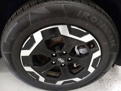Used 2025 Hyundai Santa Fe SEL AWD/4WD image 4