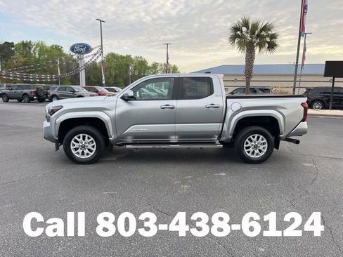 Used 2024 Toyota Tacoma SR5 image 35