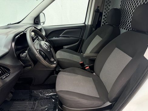 Used 2019 RAM ProMaster City Tradesman image 12