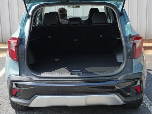 Used 2024 Kia Seltos S AWD/4WD image 9