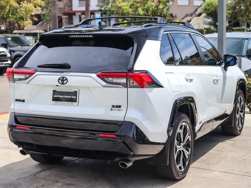 Used 2025 Toyota RAV4 XSE w/ Premium Package AWD/4WD image 6
