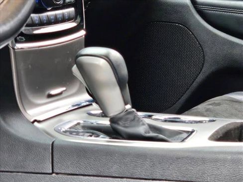 Used 2019 Jeep Grand Cherokee Altitude image 12