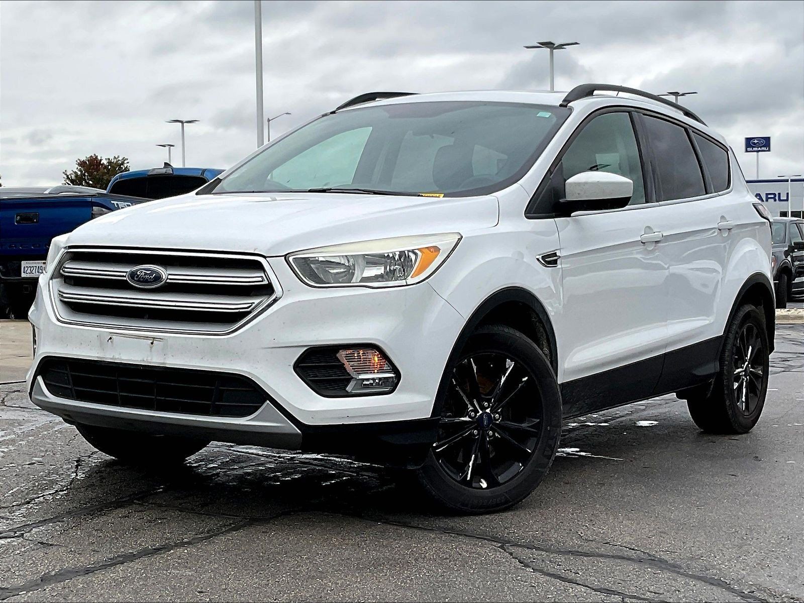 Used 2018 Ford Escape SE AWD/4WD image 2
