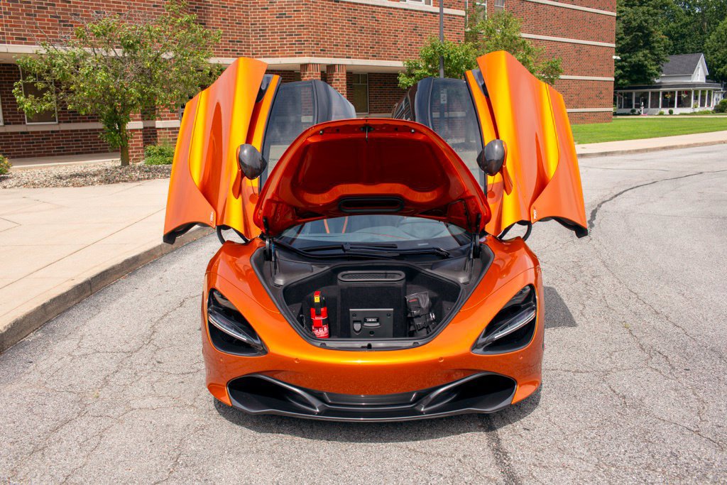 Used 2018 McLaren 720S Performance RWD image 39