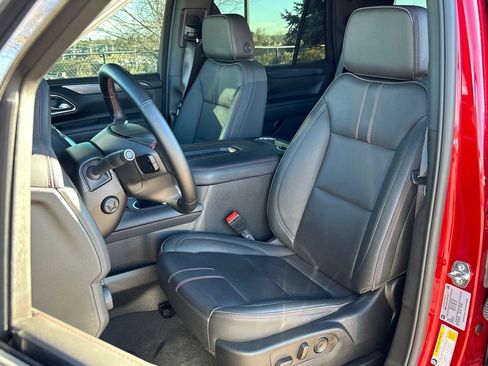 Used 2024 Chevrolet Tahoe RST w/ Sport Performance Package image 15