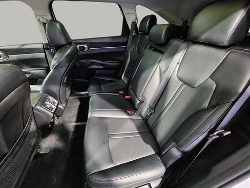 Used 2021 Kia Sorento S w/ Panoramic Sunroof Package AWD/4WD image 29
