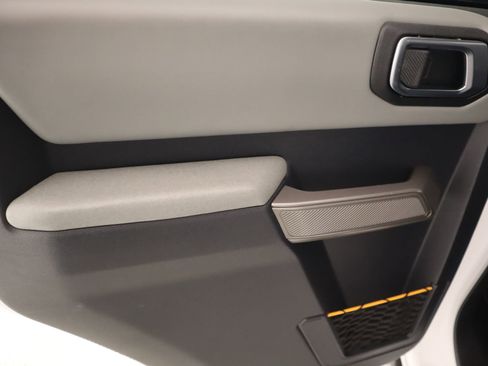 Used 2023 Ford Bronco Badlands image 17