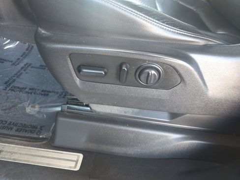 Used 2019 Chevrolet Silverado 1500 LTZ w/ LTZ Plus Package image 24