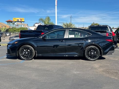 New 2026 Toyota Camry SE image 2