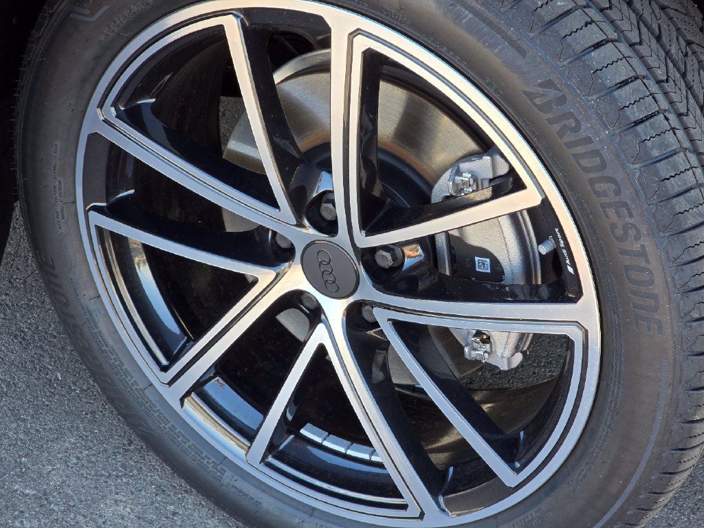 New 2026 Audi Q5 Premium Plus AWD/4WD image 10