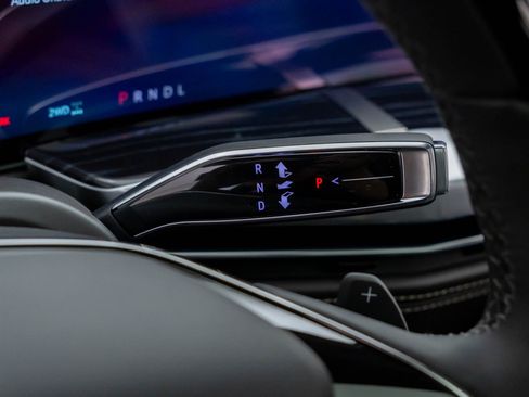 New 2026 Cadillac Escalade Sport AWD/4WD image 32