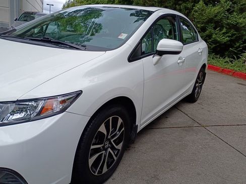 Used 2015 Honda Civic EX image 9