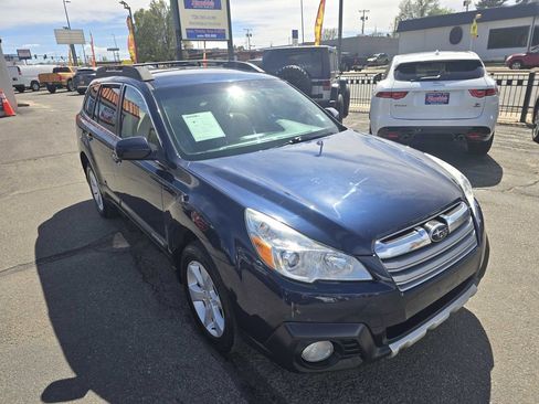 Used 2014 Subaru Outback 2.5i Premium AWD/4WD image 5