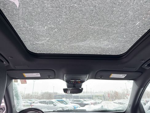 Used 2024 Chevrolet Traverse RS w/ LPO, Floor Liner Package image 30