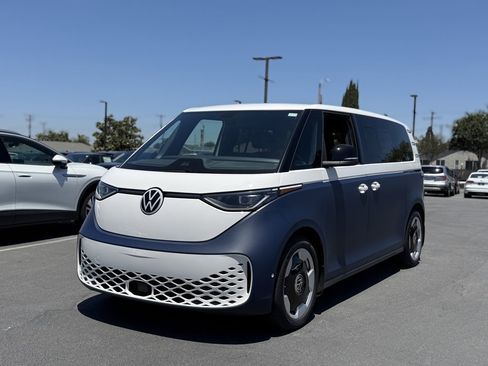 New 2025 Volkswagen ID. Buzz Pro S image 6