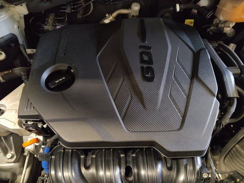 Used 2022 Hyundai Santa Fe SEL FWD image 30