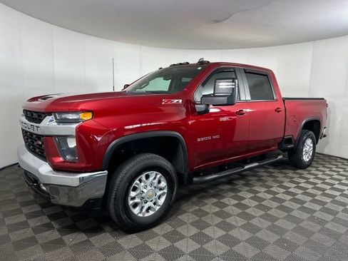 Used 2022 Chevrolet Silverado 3500 LT w/ Convenience Package image 7