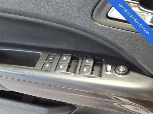 Used 2022 GMC Canyon Elevation image 21